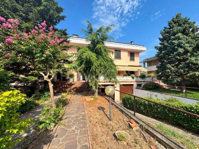 Vendesi villa a schiera a Piacenza via Ranieri Schippisi, 31, Besurica
