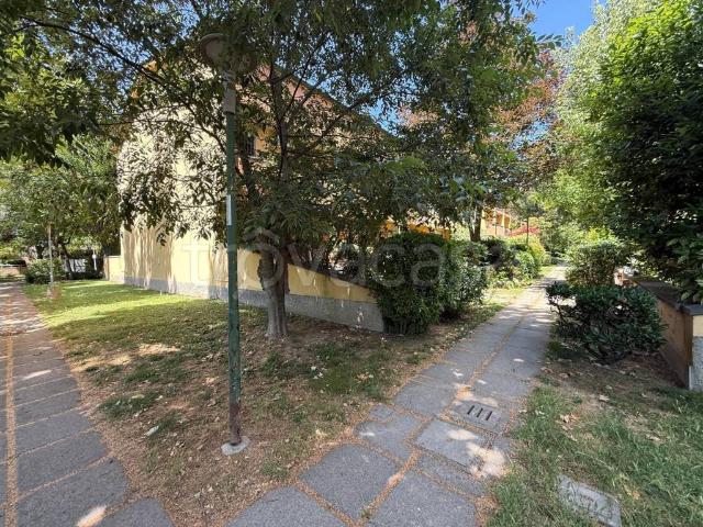 Vendesi villa a schiera a Reggio nell'Emilia via Maria Montanari, 40, Buco del Signore Acque Chiare