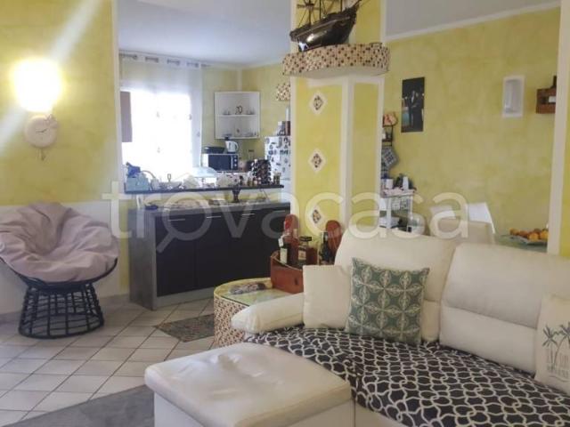 Vendesi villa a schiera a Ricadi, Ricadi