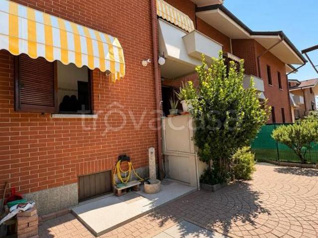 Vendesi villa a schiera a Rivalta di Torino via Trento, 27