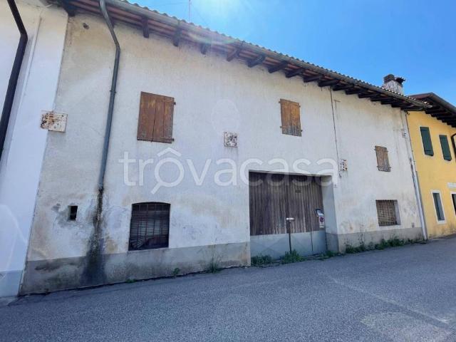 Vendesi villa a schiera a San Daniele del Friuli via Piave, 81