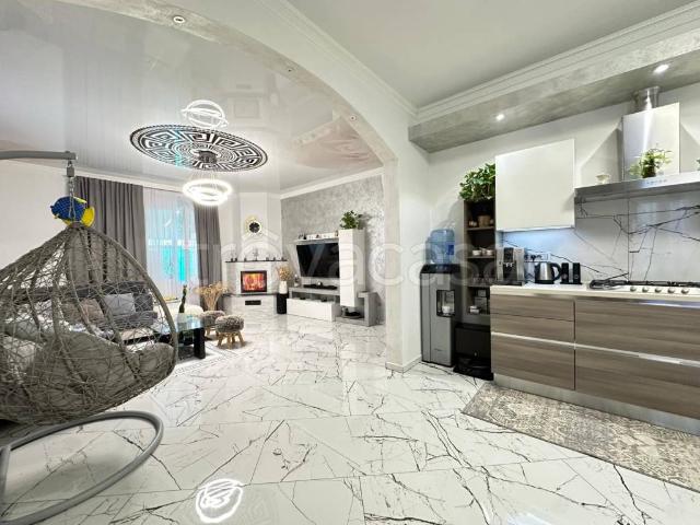 Vendesi villa a schiera a San Lazzaro di Savena via Colombara, Mirandola