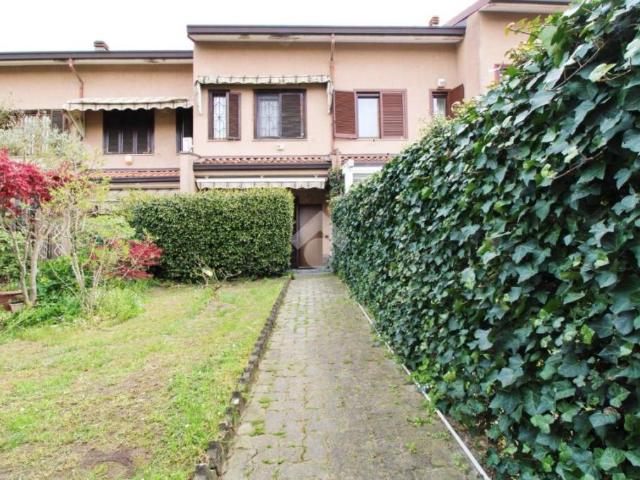 Vendesi villa a schiera a San Pietro Cusico, Zibido San Giacomo