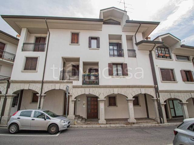 Vendesi villa a schiera a Tarcento via Borgo d'Amor, 15