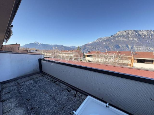 Vendesi villa a schiera a Trento strada fonda 65, Meano Gazzadina