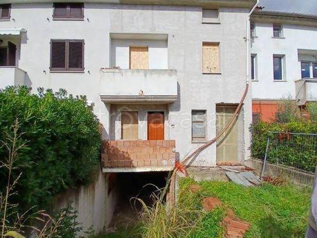 Vendesi villa a schiera a Urbisaglia via Sisto V