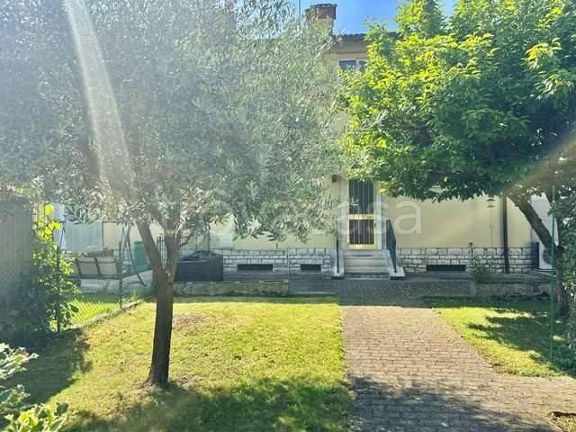Vendesi villa a schiera a Valdagno via don minzoni