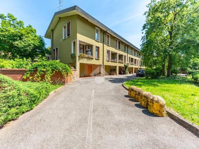 Vendesi villa a schiera ad Arese via g. Matteotti, 45