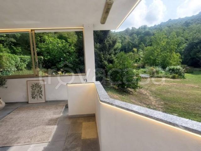 Vendesi villa bifamiliare a Cairo Montenotte via Eugenio Curiel, Bragno