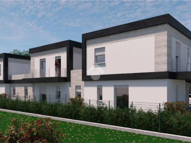 Vendesi villa bifamiliare a Castelfranco Emilia via Solimei, 75