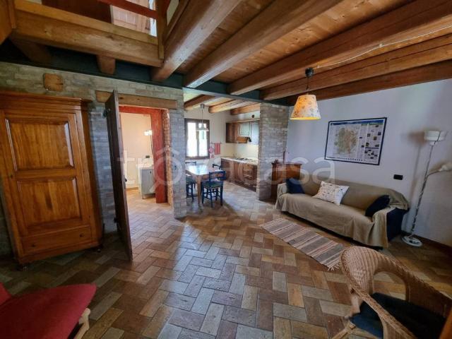 Vendesi villa bifamiliare a Castelnuovo, Teolo