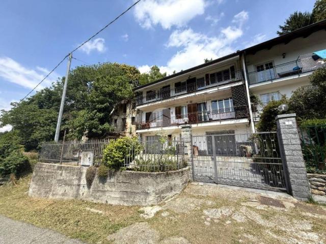 Vendesi villa bifamiliare a Bollengo strada Broglina, 3