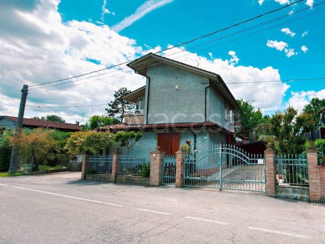 Vendesi villa singola a Forlì, Ospedaletto
