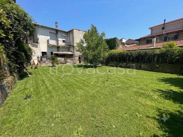 Vendesi villa bifamiliare a Ortovero via lunghi scarella