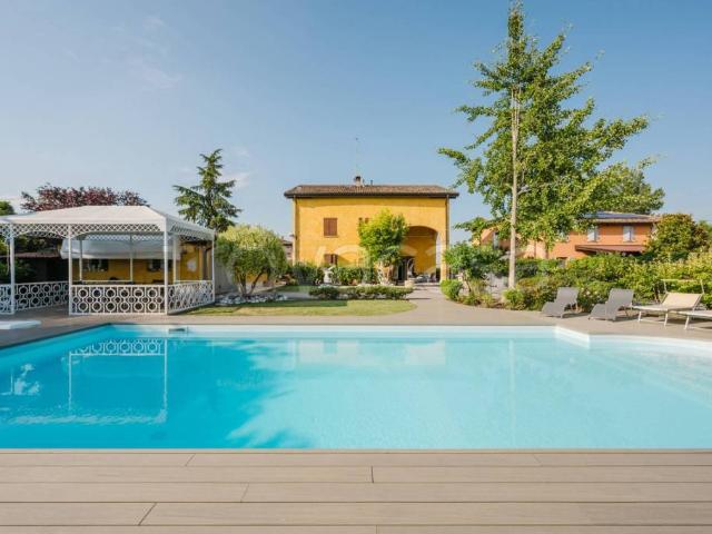 Vendesi villa bifamiliare a Modena, Ganaceto Lesignana