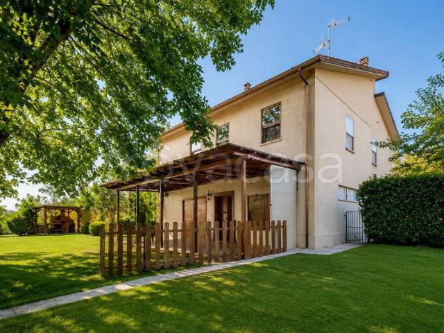 Vendesi villa bifamiliare a Malalbergo via Pellicciari, 26
