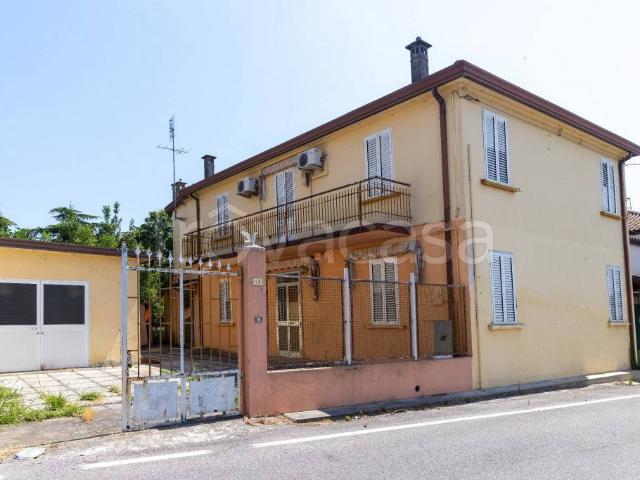 Vendesi villa bifamiliare a Mesola via degli Eroi, 313/b, Ariano Ferrarese