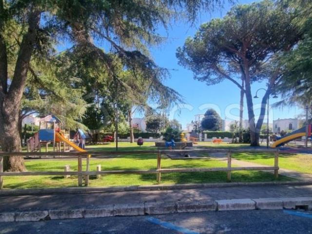 Vendesi villa bifamiliare a San Felice Circeo