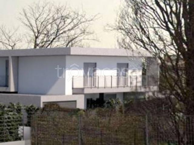 Vendesi villa bifamiliare a Seveso via Contardo Ferrini
