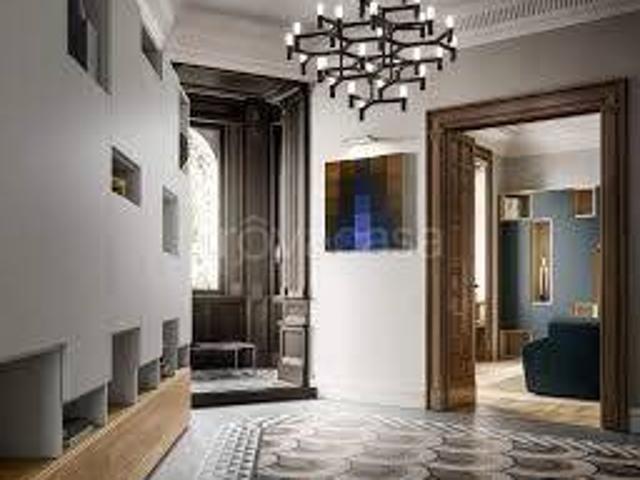 Vendesi villa bifamiliare a Suzzara