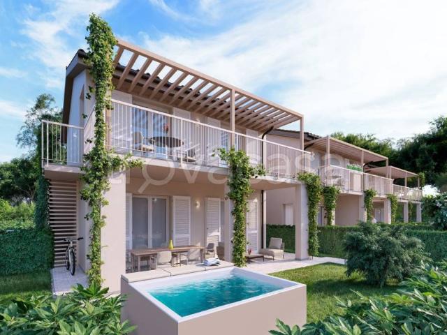 Vendesi villa bifamiliare a Rosignano Marittimo via Renato Quartini, Vada