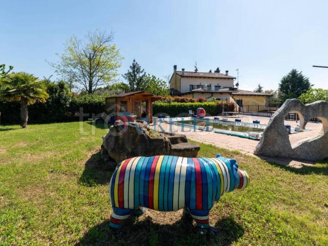 Vendesi villa bifamiliare a Rimini via dei Mulini, 29 a, Spadarolo