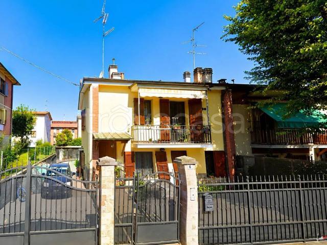Vendesi villa bifamiliare a Valsamoggia via 1 Maggio, 6