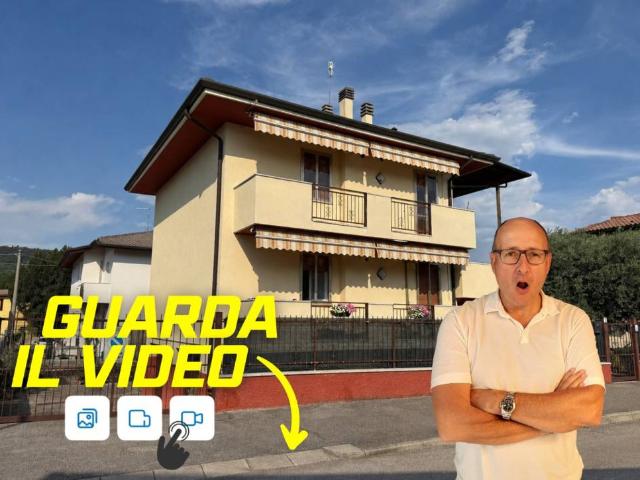 Vendesi villa bifamiliare a Verona via degli Aceri, 2, Montorio