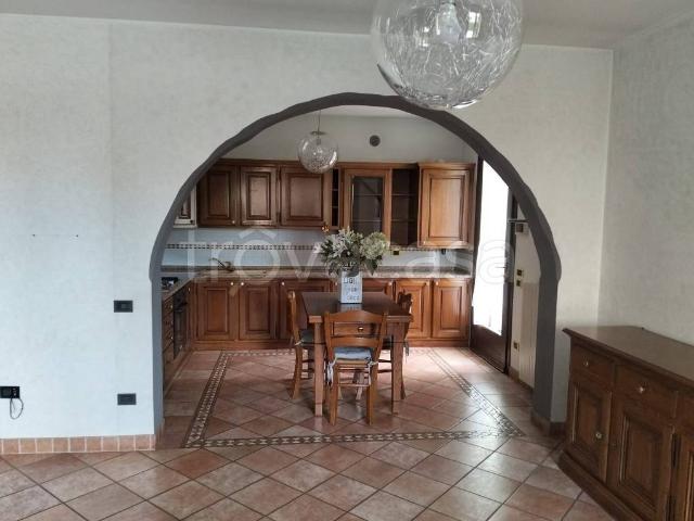 Vendesi villa bifamiliare a Villorba via Due Acque