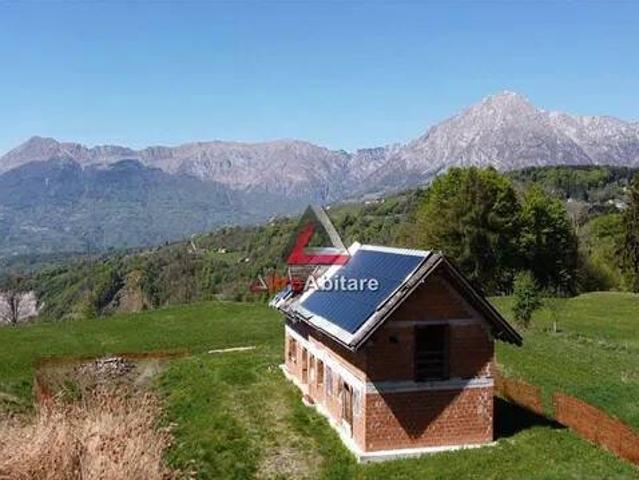 Vendesi villa singola a Tambre