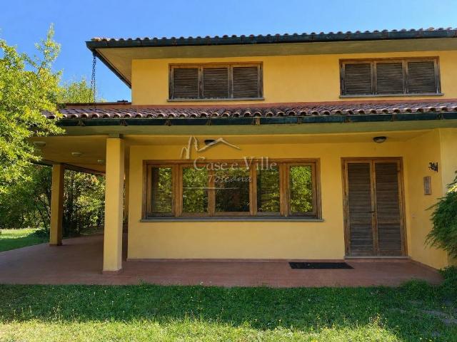 Vendesi villa singola a Vaiano via Casadonica, 6, Schignano