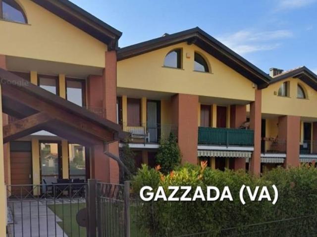 Vendesi villa singola a Varese, Bosto