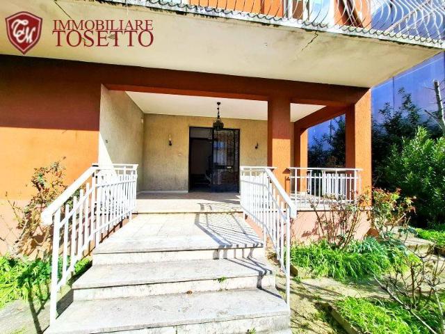 Vendesi villa singola a Vicenza via Noventa Vicentina, Stadio Borgo Casale