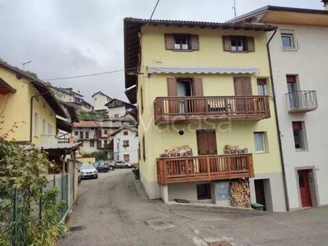 Vendesi villa singola a Zorzoi, Sovramonte