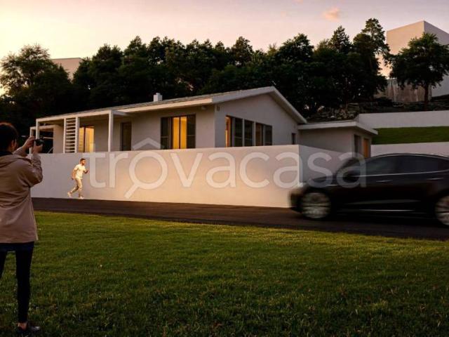 Vendesi villa singola a Bra strada Orti