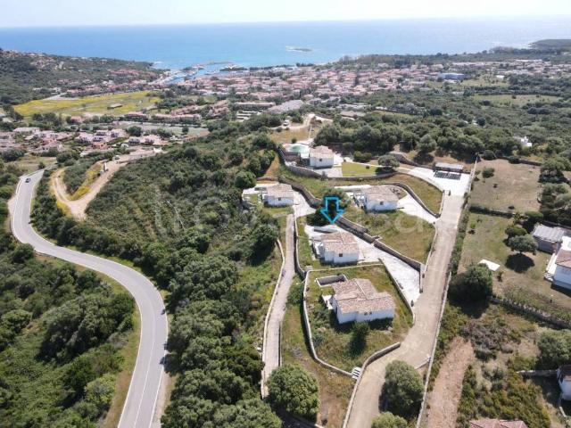 Vendesi villa singola a Budoni