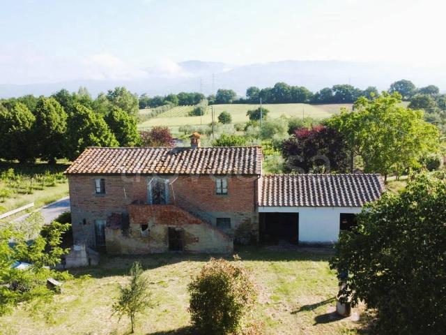 Vendesi villa singola a Camucia, Cortona