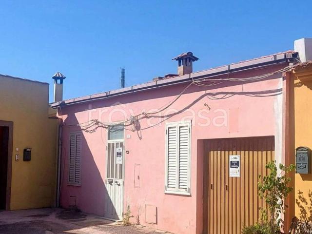 Vendesi villa singola a Cabras via Nuoro
