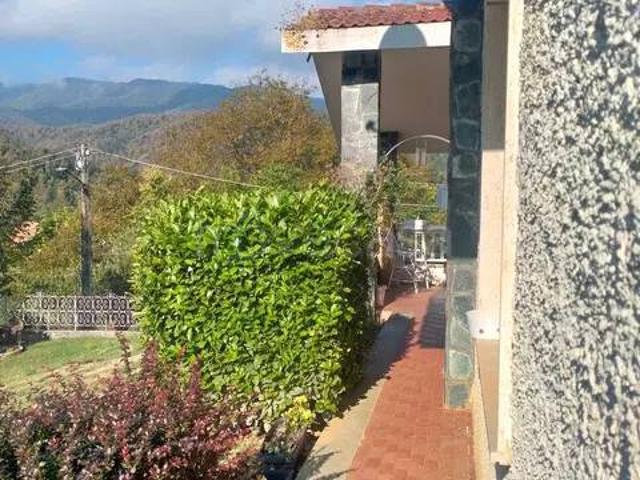 Vendesi villa singola a Calizzano