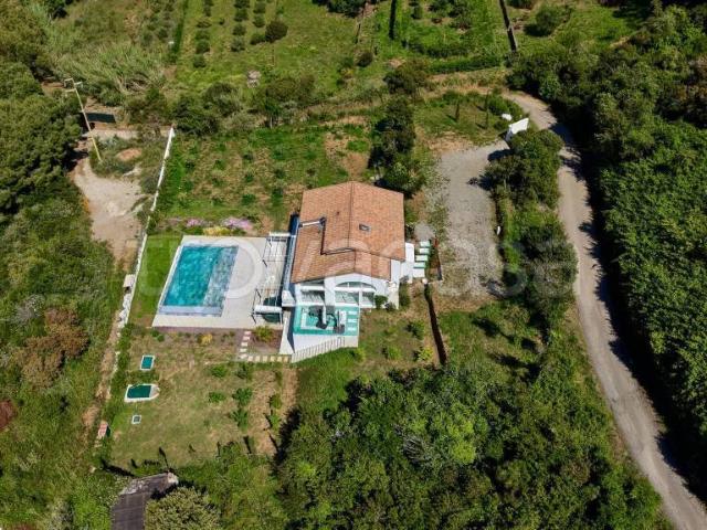 Vendesi villa singola a Capoliveri strada di Ganaino