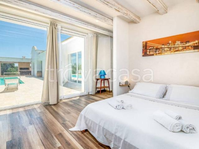Vendesi villa singola a Carovigno