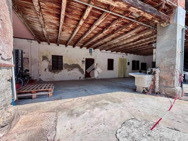 Vendesi villa singola a Castel Rozzone via San Bernardo, 24
