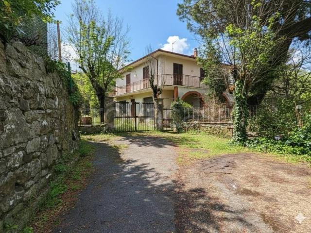 Vendesi villa singola a Castelfranco Piandiscò