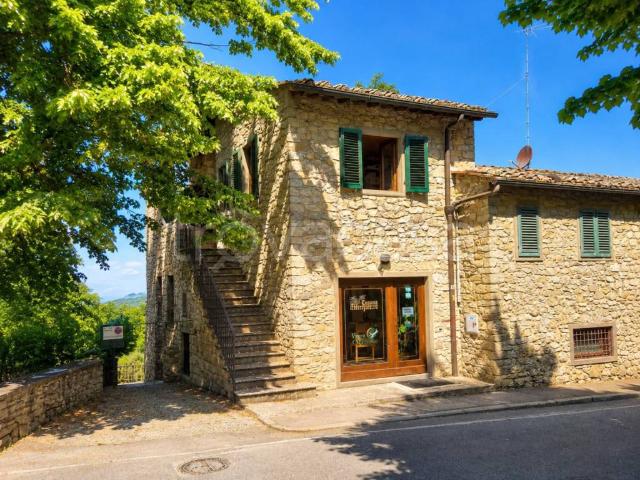 Vendesi villa singola a Castellina in Chianti via delle Mura, 4