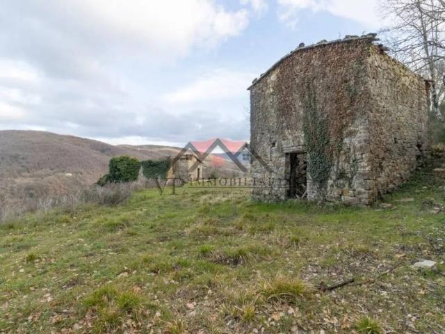 Vendesi villa singola a Castelnuovo di Val di Cecina