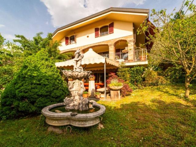 Vendesi villa singola a Castiglione Torinese