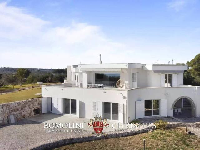 Vendesi villa singola a Castrignano del Capo, Leuca