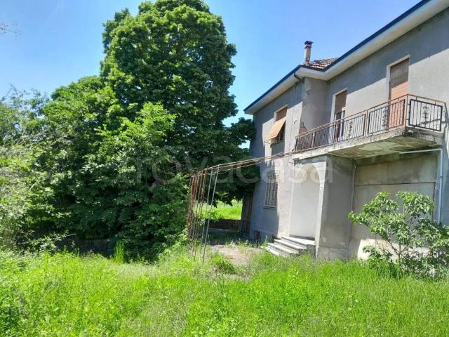 Vendesi villa singola a Cassine
