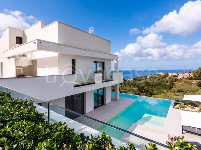 Vendesi villa singola a Catutè, Capo d'Orlando