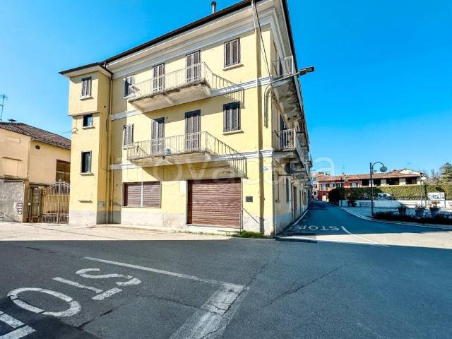 Vendesi villa singola a Cavallirio via Dante Alighieri 4